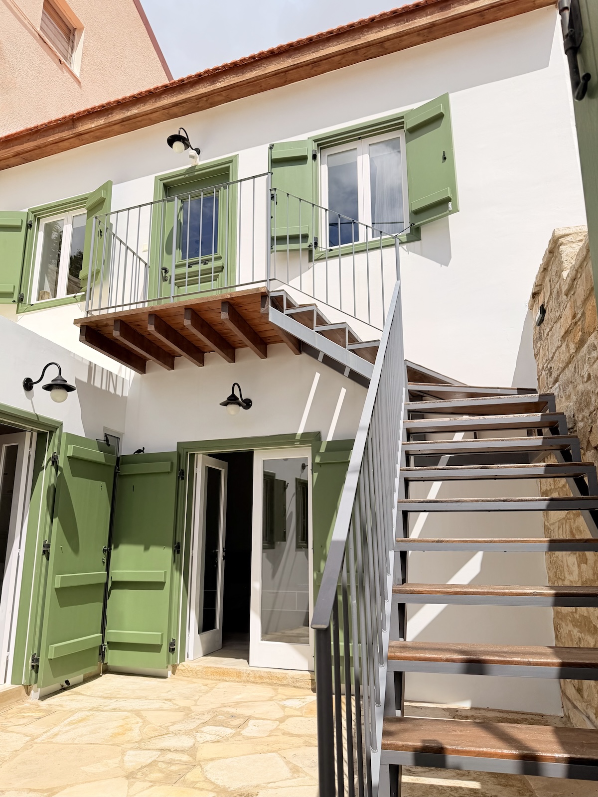 Το Δίπατον - Dining and coffee area
